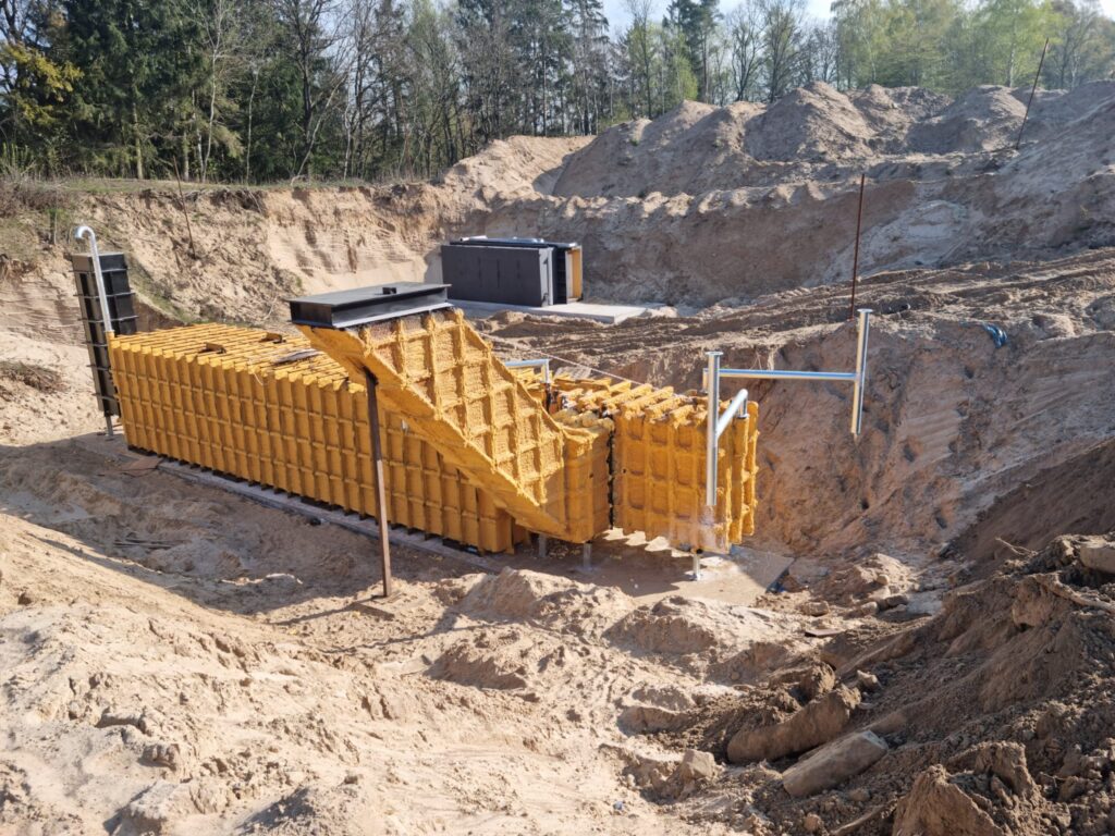Dwa bunkry zakopane pod strzelnicą w Świdwinie